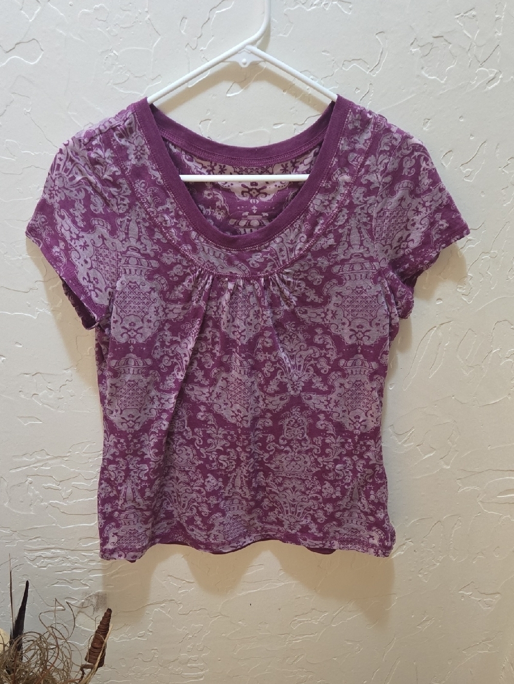3/$10 Style & Co. Dusty Purple Short-Sleeve Scoop Neck Tee with Floral Damask
